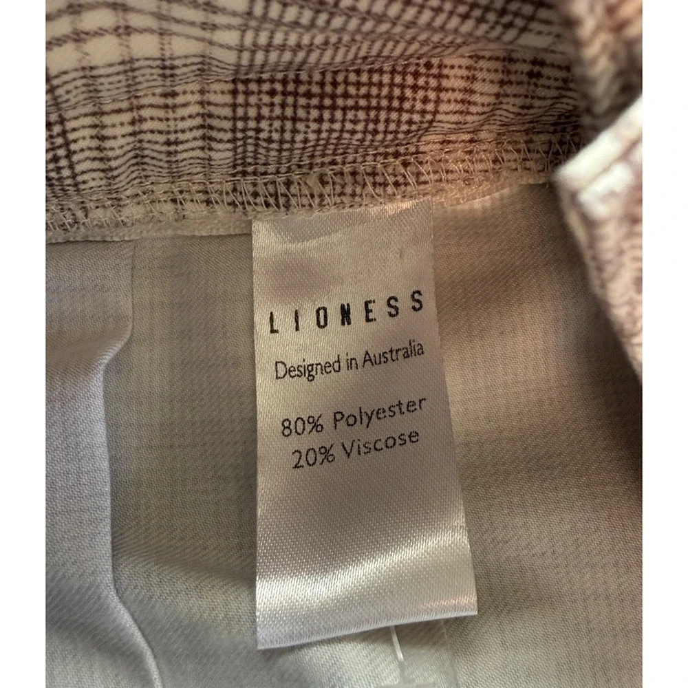 Lioness THE CRAFT MINI SKIRT Size XL Buckle Pleated Excellent Condition Brown